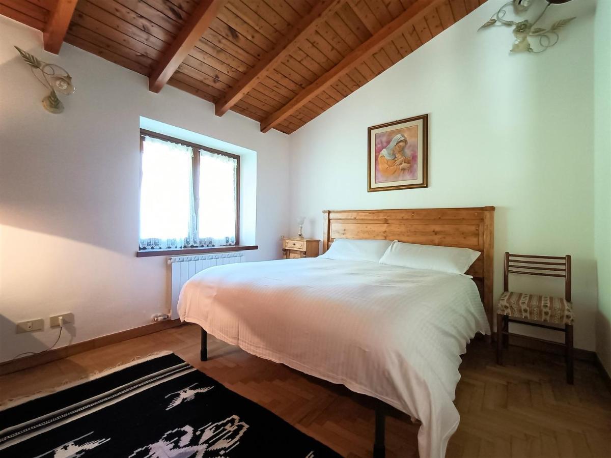 Iseolakerental - Chalet Giulia Sovere Exteriör bild